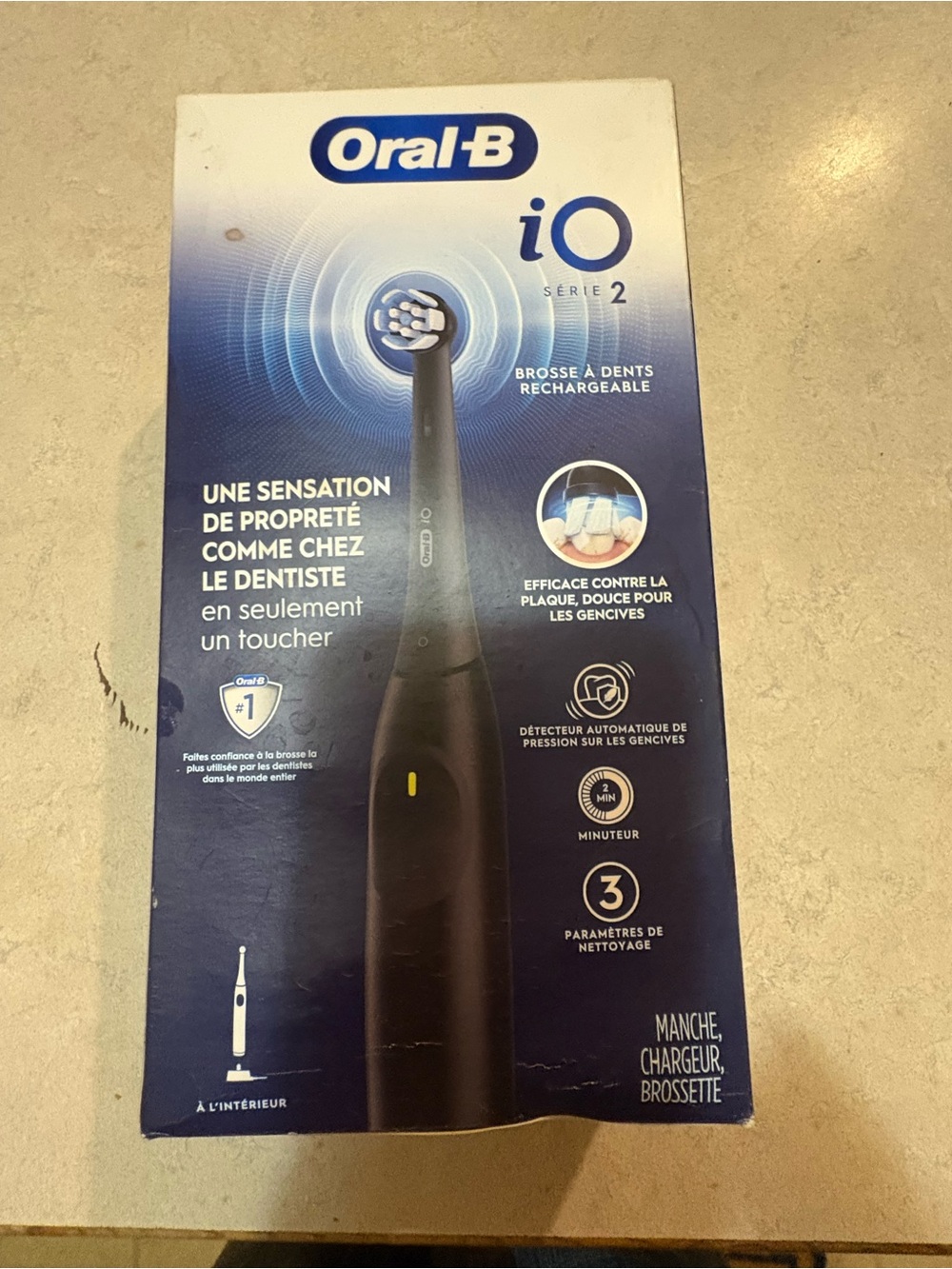 Oral‑B iO Series 2 Electric Toothbrush — Black/Blue
